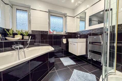 3 Glen Vine Park (20).jpg