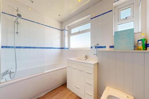 Standish Drive Bathroom