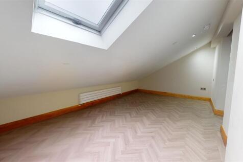 Stanley Street Communal Top Floor