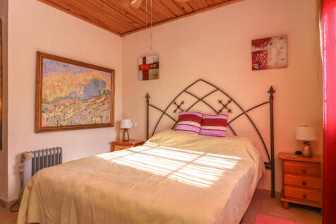 Property Image 100