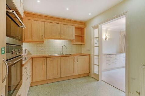 Kitchen to Sitting Room