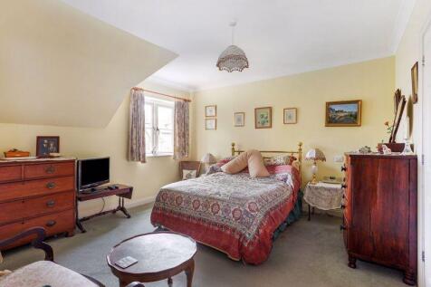 Rear Bedroom
