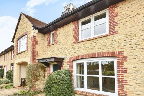 3 Penstones Court
