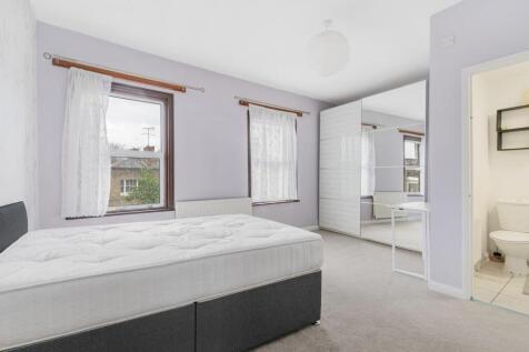 Bedroom 3.jpg