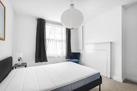 Bedroom ALT.jpg