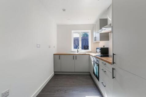 Ground floor communal Kitchen.jpeg