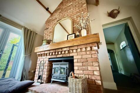 Fireplace.jpg