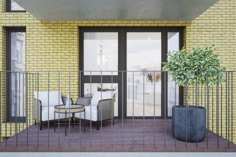 Balcony J2