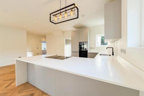 Kitchen/Diner/Living