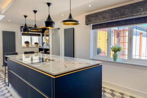 Kitchen/Diner/Entertaining