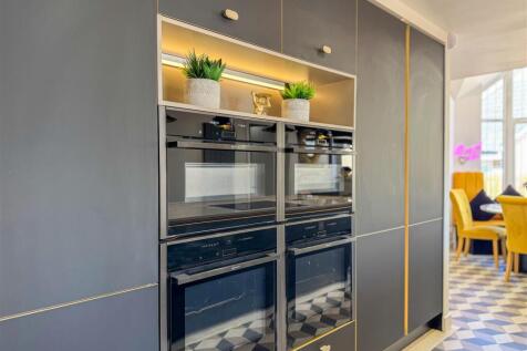 Kitchen/Diner/Entertaining