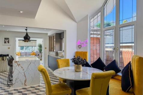 Kitchen/Diner/Entertaining