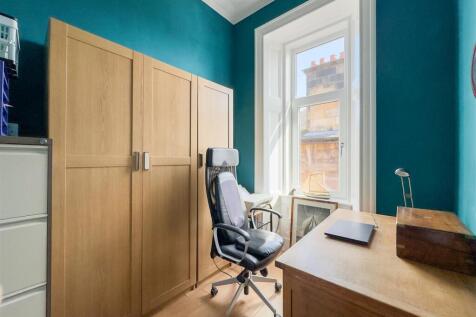 Bedroom/Office