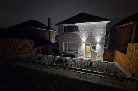 Rear Garden - Night