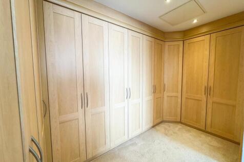 Walk In Wardrobe