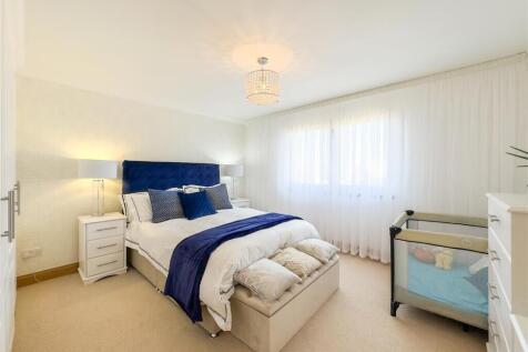 Bedroom/En-Suite