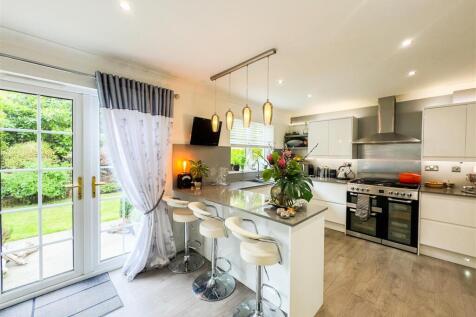 Kitchen/Family Area