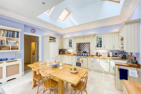 Kitchen/Dine
