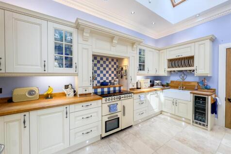 Kitchen/Dine