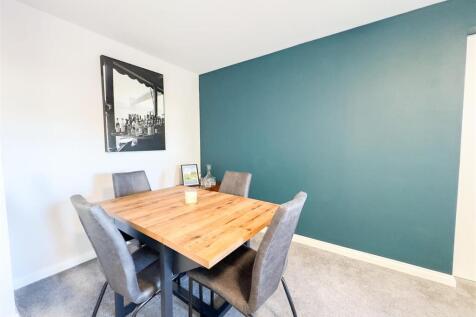 Kitchen/Lounge/Dining Room