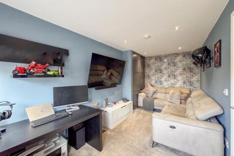 TV/Sitting Room