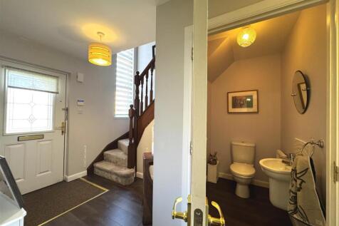 Hallway/WC