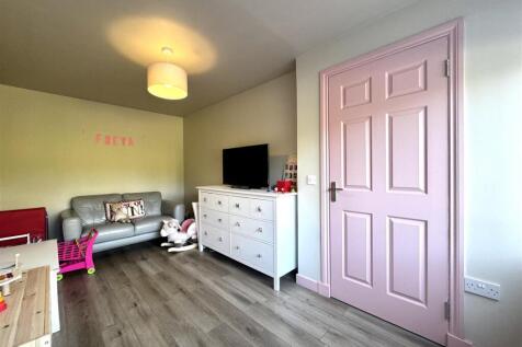 Family Room/Bedroom