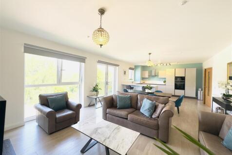 Lounge/Diner/Kitchen