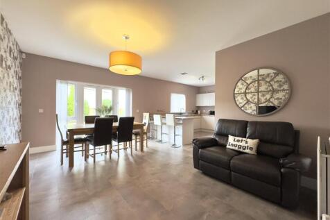 Kitchen/Family Area