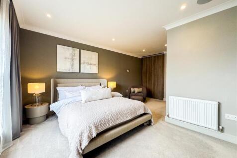 Bedroom/En-Suite