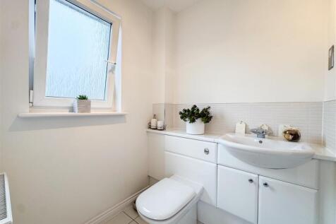 Master/En-Suite