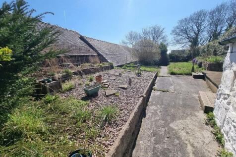 Garden 2.jpg