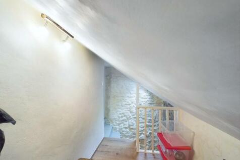 CAM03810G0-PR0077-STILL019.jpg