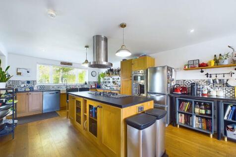 Living/Dining Kitchen