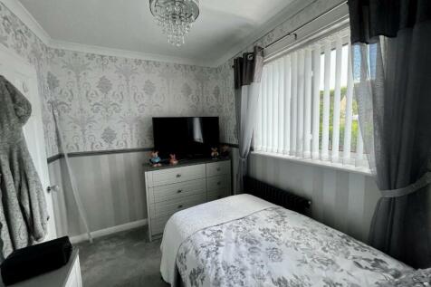 Bedroom Three 2.jpg