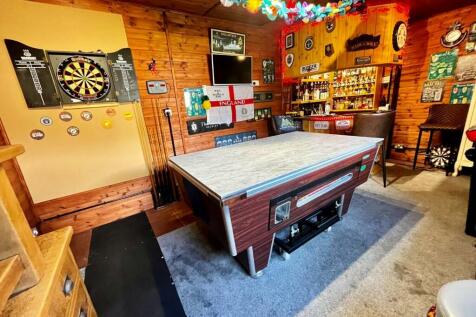 Garden Bar 1.jpg