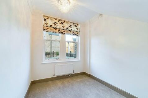 Ground Floor Bedroom/Dining Room