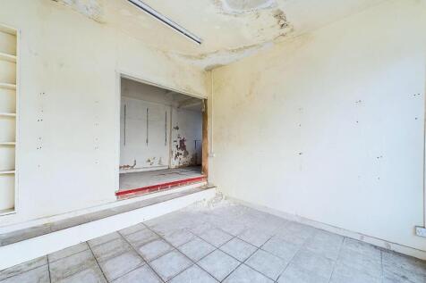 CAM03810G0-PR0160-STILL005.jpg