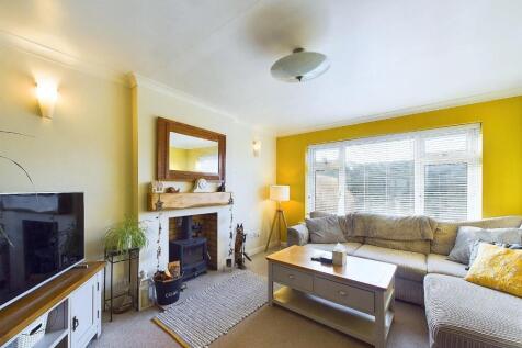 CAM03810G0-PR0182-STILL017.jpg