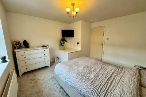 Bedroom One 2.jpg