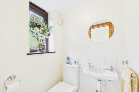 Guest Cloakroom