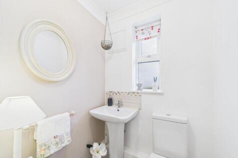Guest Cloakroom
