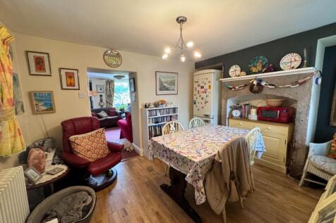 Dining Room.jpg