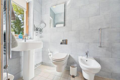Ensuite Shower Room/Wet Room