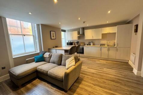 Open Plan Kitchen Living Space