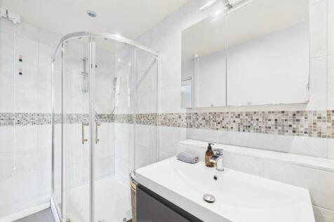 Ensuite Shower Room