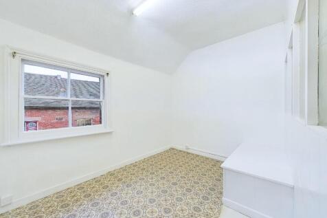 CAM03810G0-PR0147-STILL014.jpg