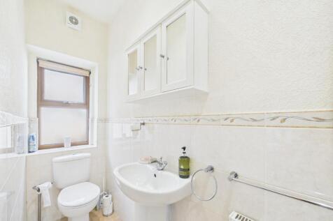 Ensuite Shower Room