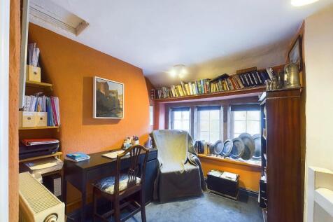 CAM03810G0-PR0174-STILL005.jpg