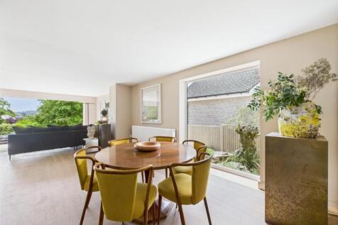 Open Plan Living Dining Kitchen
